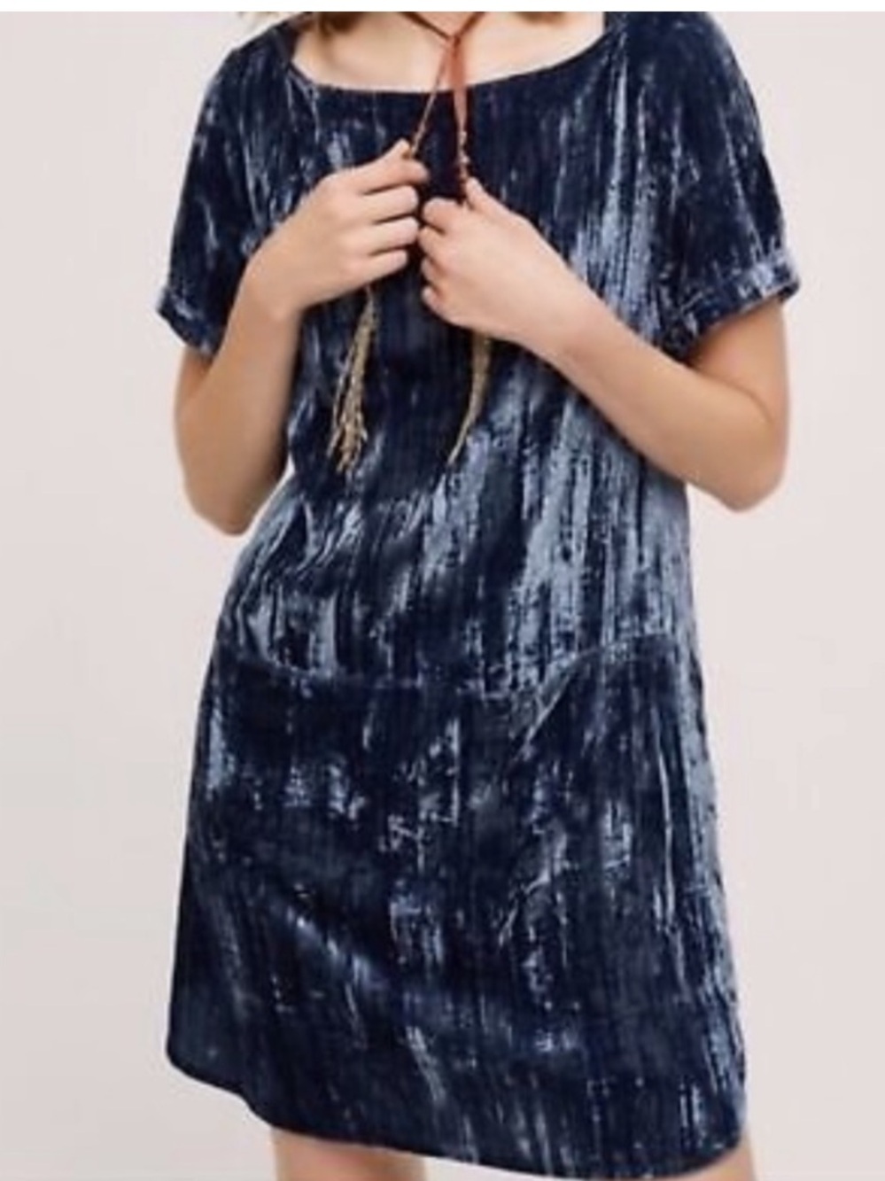 Anthropologie Floreat Crushed Velvet Shift Dress with Pockets.- Navy. Size L